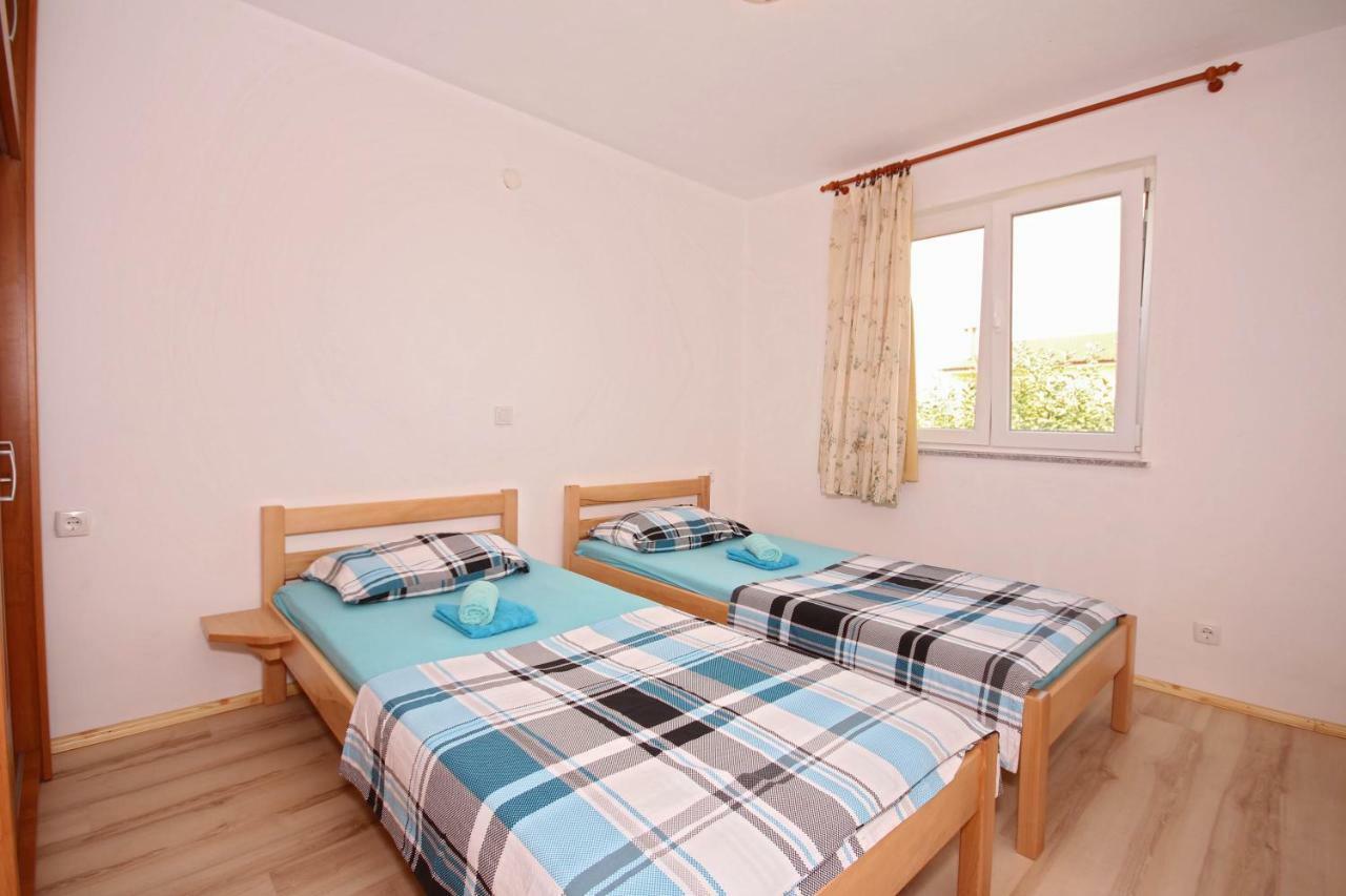 Apartmani Bradaric Pula Luaran gambar