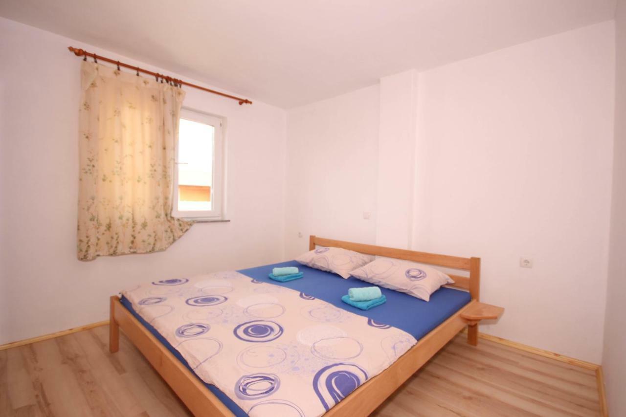 Apartmani Bradaric Pula Luaran gambar