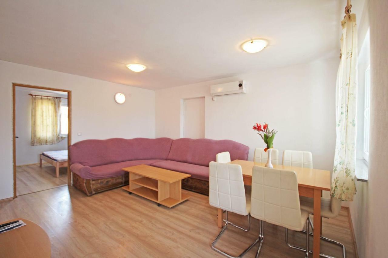 Apartmani Bradaric Pula Luaran gambar